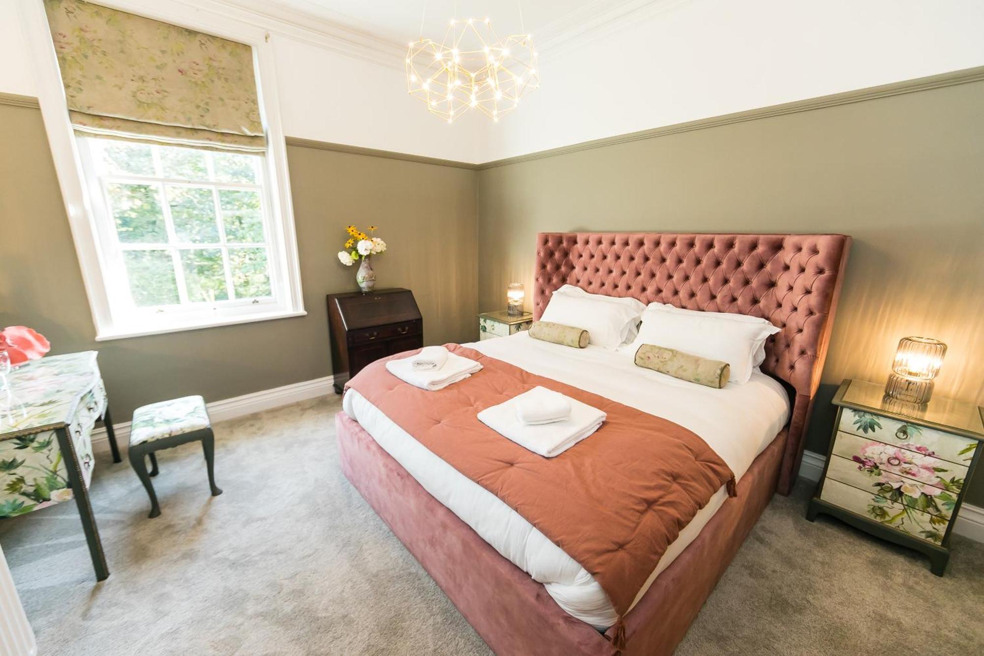 Hillthorpe Manor By Maison Parfaite - Large Country House With Hot Tub ポンテフラクト エクステリア 写真